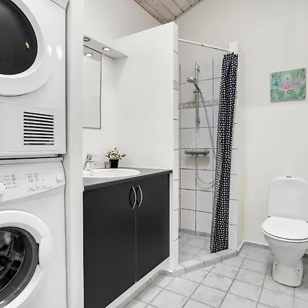 3 Bedroom Amazing In Vinderup