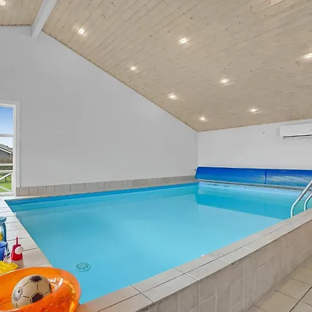 3 Bedroom Amazing In Vinderup